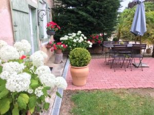 Terrasse du gîte La Pitchounette